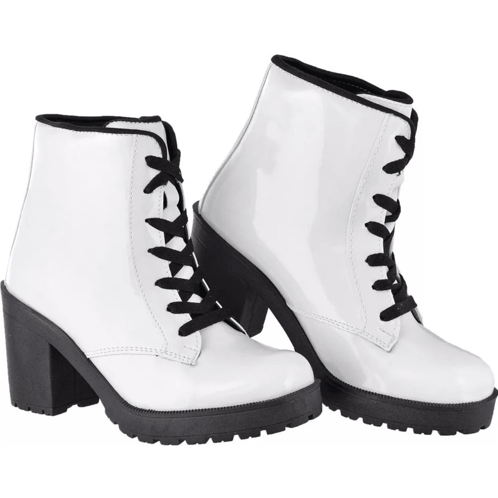 SHEIN Women’s White Lace-Up Combat Boots - Size 8.5